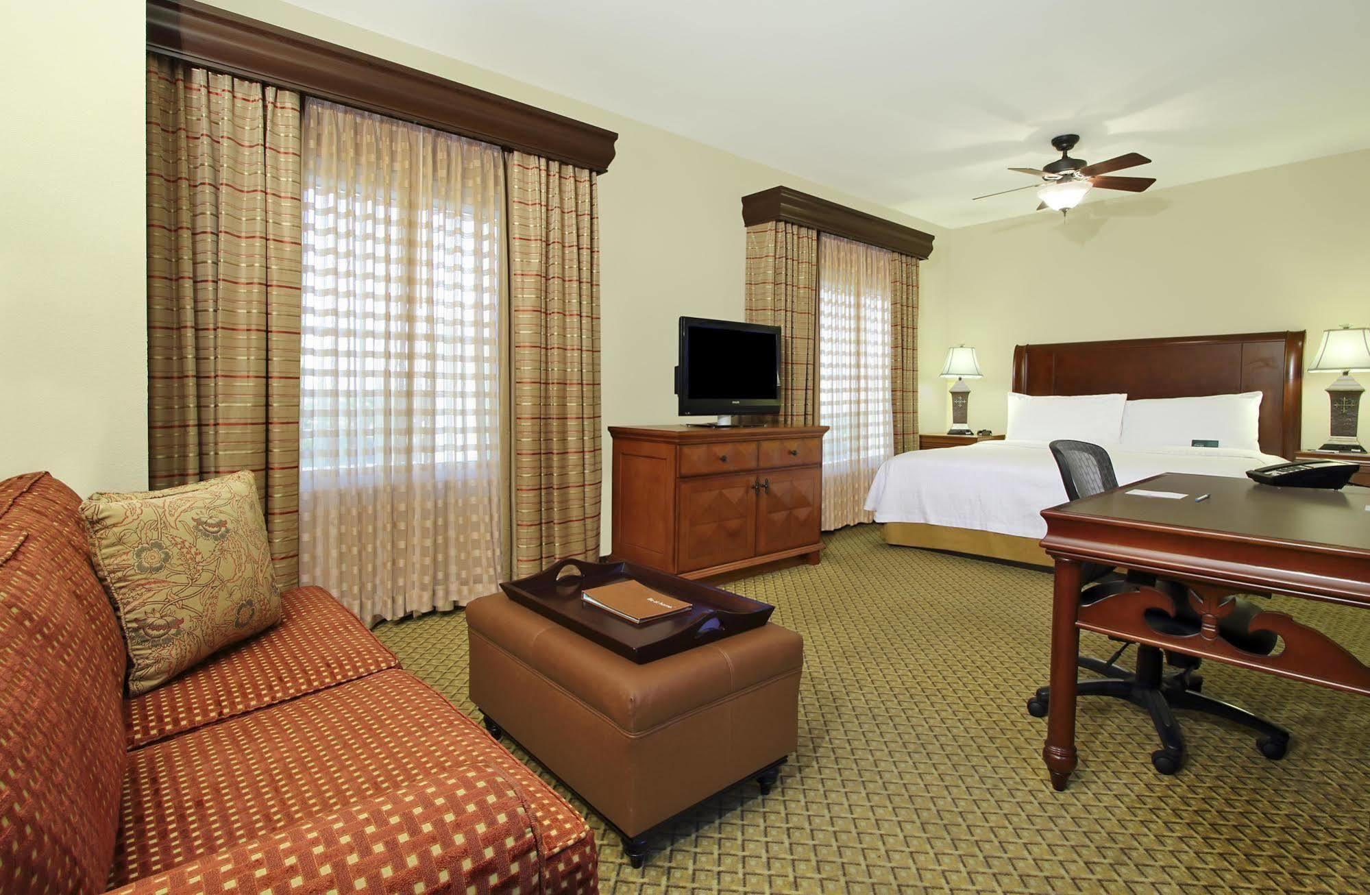 Homewood Suites By Hilton Miami - Airport West Miami Springs Exterior foto
